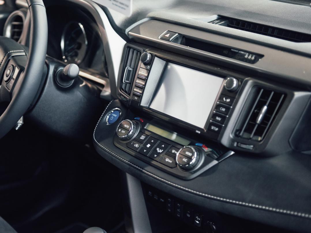 Automotive under-hood components like engine covers made with LFT-G® PA66 LGF40 Automotive under-hood components made with LFT-G® PA66 LGF40